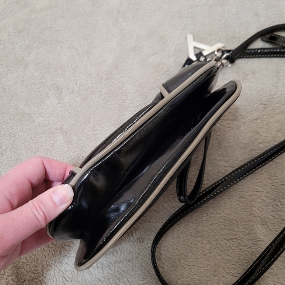 Aldo black wristlet - Picture 6 of 8